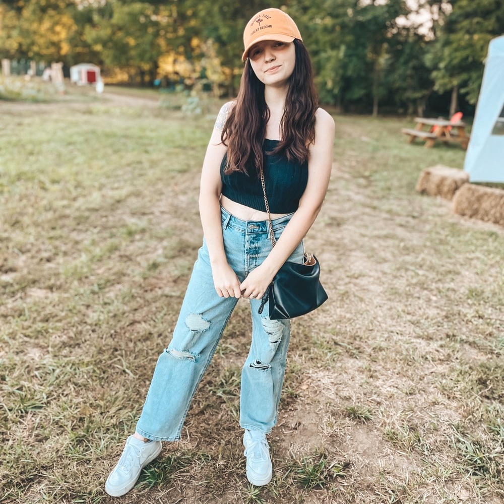 Meet your Posher, Jennifer